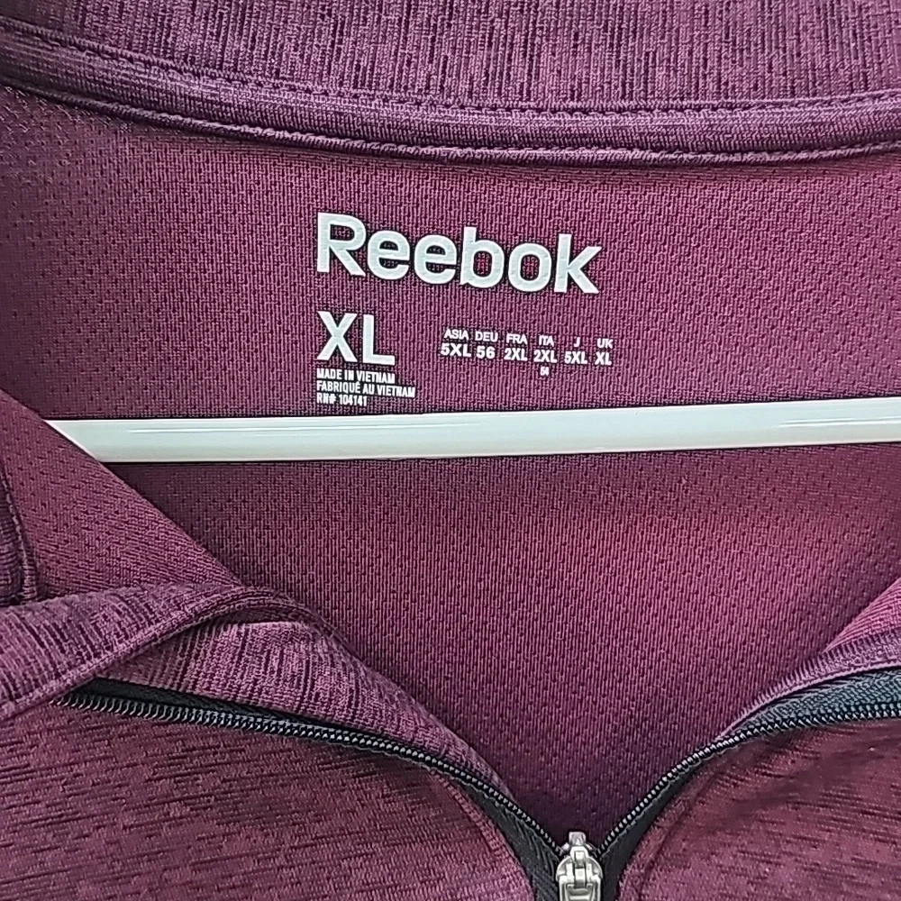 Mens quarter zip Reebok - Picture 2 of 2